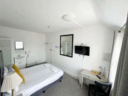 Room in a Shared House, Grand Parade, BN2 - Photo 5