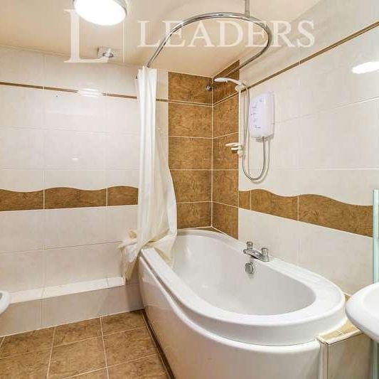 The Penthouse, Broadway Street, NG1 - Photo 1