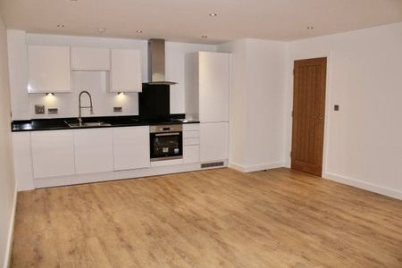 Crescent House, Rugby, CV21 - Photo 4