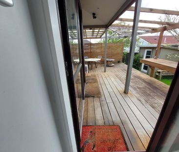 Family home in Beach Haven - Photo 4