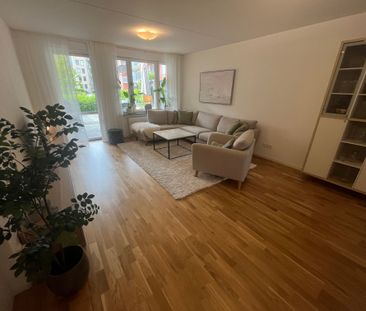 Fridensborgsvägen, Solna - Photo 1