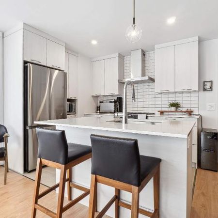 2 CH - 2 SDB - Bromont - $2,015 /mo - Photo 3