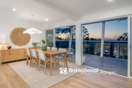 Luxury Living with Panoramic Views - Photo 2