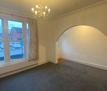 4 bedroom terraced house to rent - Photo 5