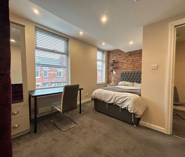 6 Bed Terraced House, Braemar Road, M14 - Photo 2