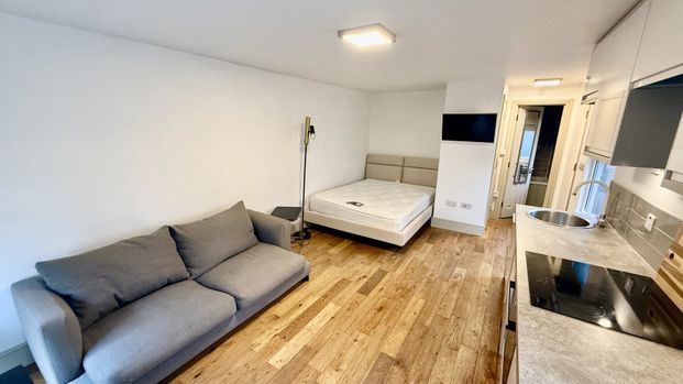 Woodhurst Road, Moseley, B13 - Photo 1