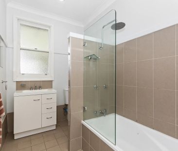 3 Bedroom Home - Photo 3