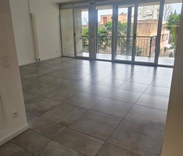 Moderno appartamento 2.5 locali con terrazza e giardino privato a Pazzallo - Photo 1