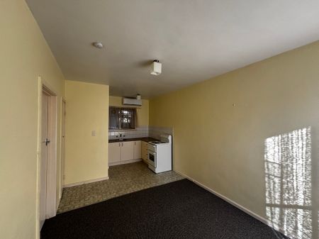 13 / 28 Eumeralla Road, CAULFIELD SOUTH - Photo 5