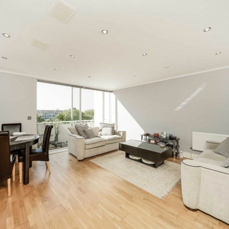 North Bank, St John's Wood, NW8 - Photo 1