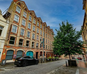 Albion Place - Photo 1