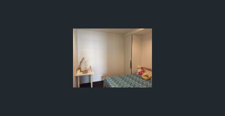 Modern 2 Bedrooms Apartment in Great Location!! - Photo 2