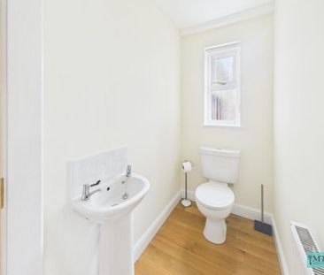 5 bedroom detached house to rent - Photo 6
