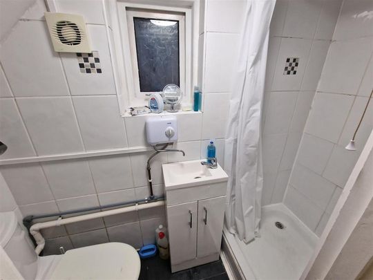 5 bedroom house share to rent - Photo 1