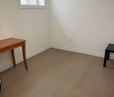 For Lease - 46 Verwood Avenue, Toronto, Ontario - Photo 4