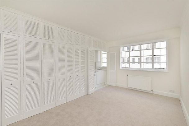 Studio to rent - Photo 1