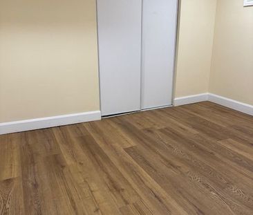 For Lease - 537 Grierson Street, Oshawa, Ontario - Photo 4