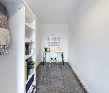 1 bedroom in a house share to rent - Photo 5