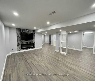 Property For Lease | W7316988 - Photo 6