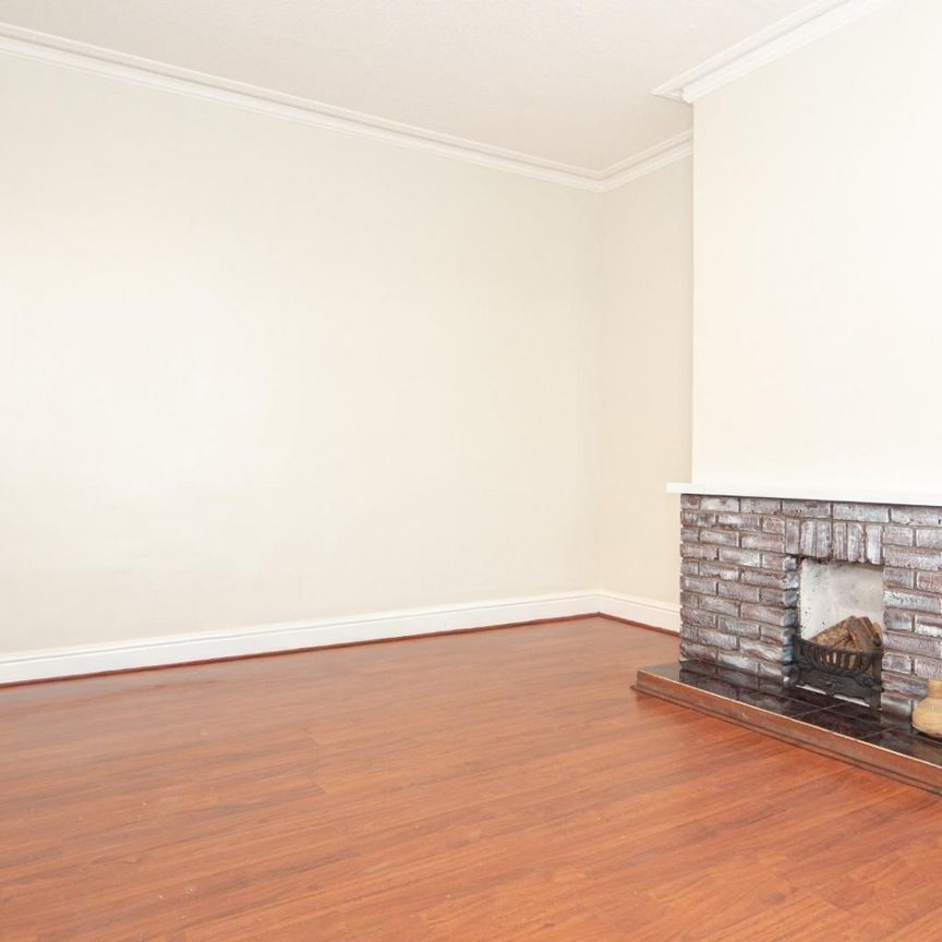 2 bedroom House To Let - Photo 1