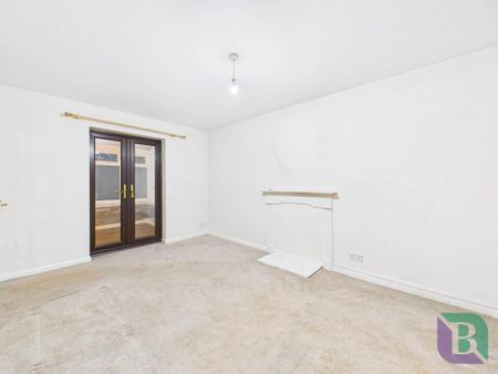 3 bedroom detached house to rent - Photo 2