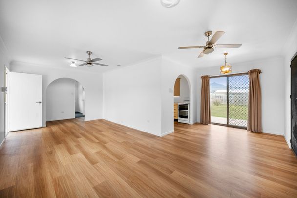 Charming Three Bedroom Home in Kelso - Photo 1