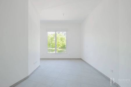 Rental Apartment Bordeaux Saint-Jean - Photo 3