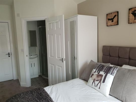 Room 5, Lawton Street, Crewe, CW2 - Photo 1