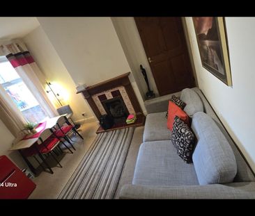 2 Bed Terraced House, Henton Road, LE3 - Photo 2