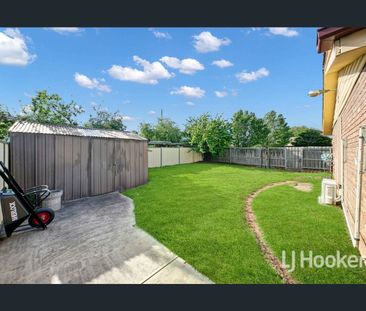 CORNER BLOCK LIVING WITH SPACE & CONVENIENCE! - Photo 1