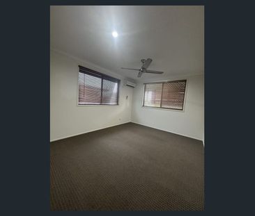 A Place You'll Love Coming Home To. Comfort, Space & Convenience Aw... - Photo 1