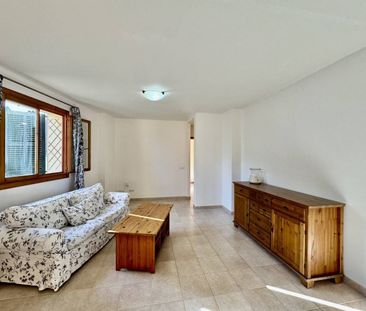 Piso de alquiler en Calle Robert Graves, El Terreno - Photo 1