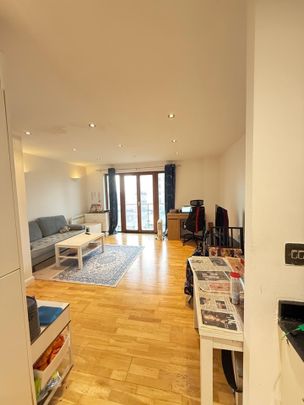 1 Bed Flat, Icon Building, IG1 - Photo 1