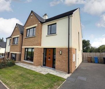 35 Hillcrest Green, Bessbrook, Newry, BT35 - Photo 5