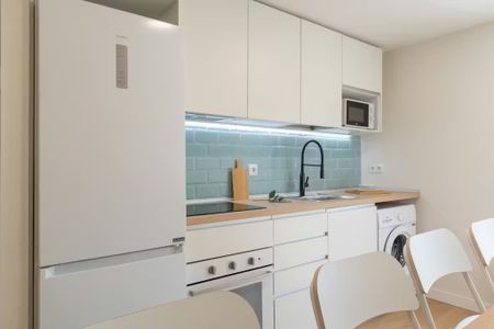 Avenida del Cardenal Herrera Oria, Madrid, Community of Madrid 28034 - Photo 3