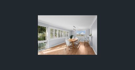 Welcome to 25 Gladys Avenue... - Photo 3