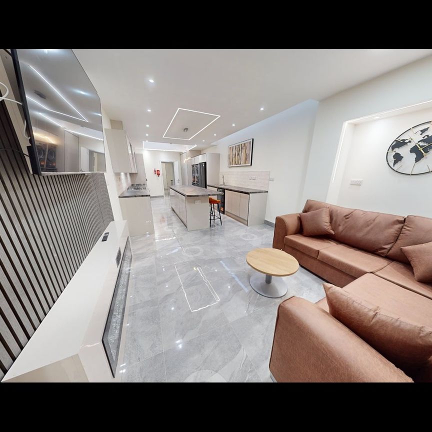 Room in a Shared House, Teignmouth Road, B29 - Photo 1