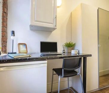 Classic Room (Stilted Bed) - Photo 1