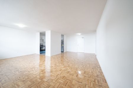 For Lease - 5 Glamorgan Avenue Unit# 901, Toronto, Ontario - Photo 2