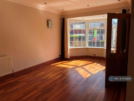 2 bedroom terraced house to rent - Photo 4