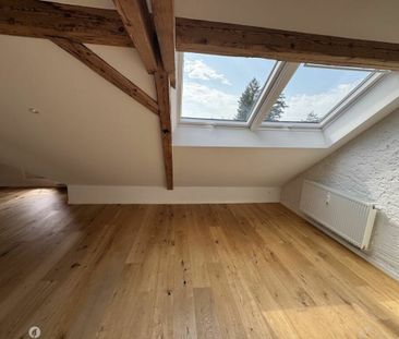 Sonnige Dachwohnung mit Sichtbalken und besonderem Charme - Photo 6