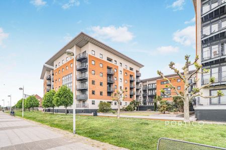2 bedroom flat to rent - Photo 3