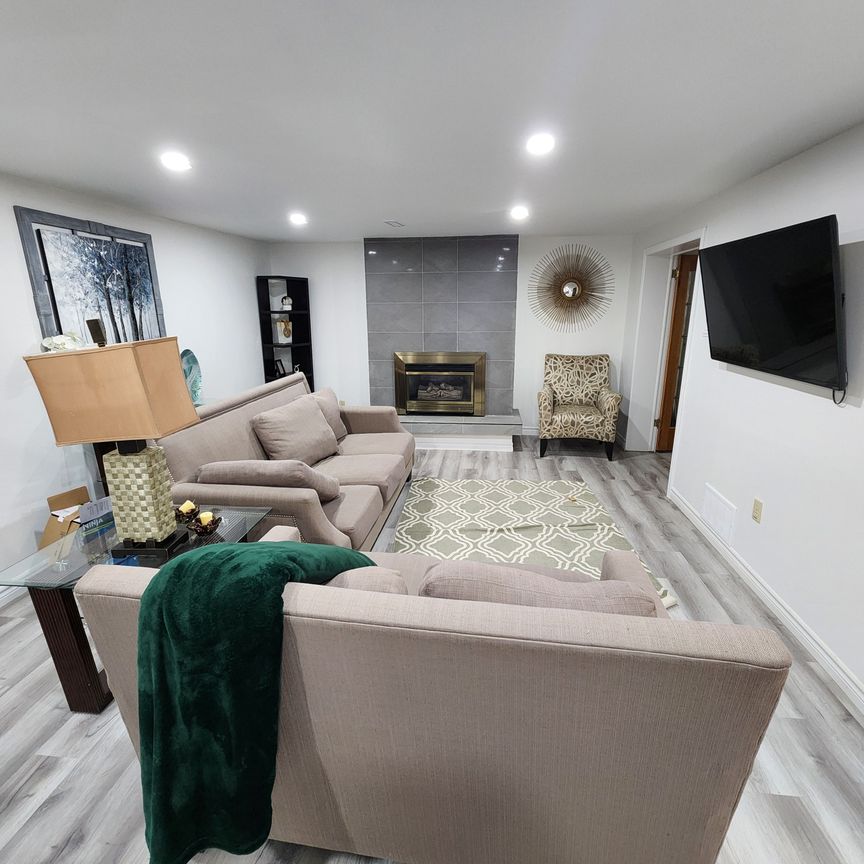 For Lease - 295 Duckworth Street Unit# #2, Barrie, Ontario - Photo 1