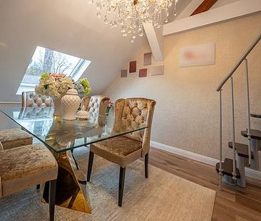 Altbaucharme trifft Komfort – Dachgeschosswohnung mit Klimaanlage - Foto 1