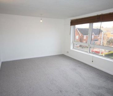 3 bedroom maisonette to rent - Photo 2
