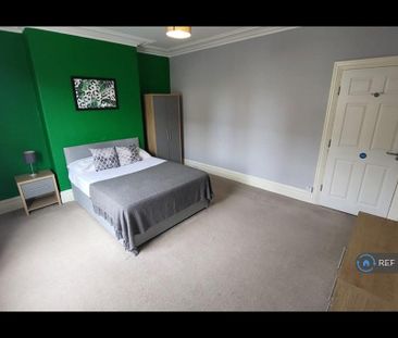 1 bedroom in a house share to rent - Photo 6
