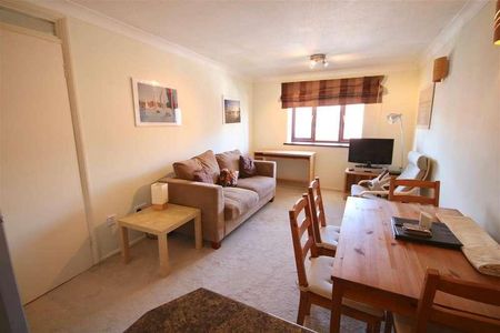 Florence Road, Southsea, PO5 - Photo 4