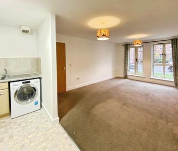 2 bedroom Flat To Let - Photo 5