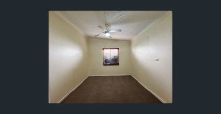 Affordable 4 Bedroom Home - Photo 3