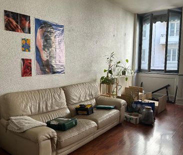 Location Appartement 3 pièces 71m² LYON 7ème - Photo 1